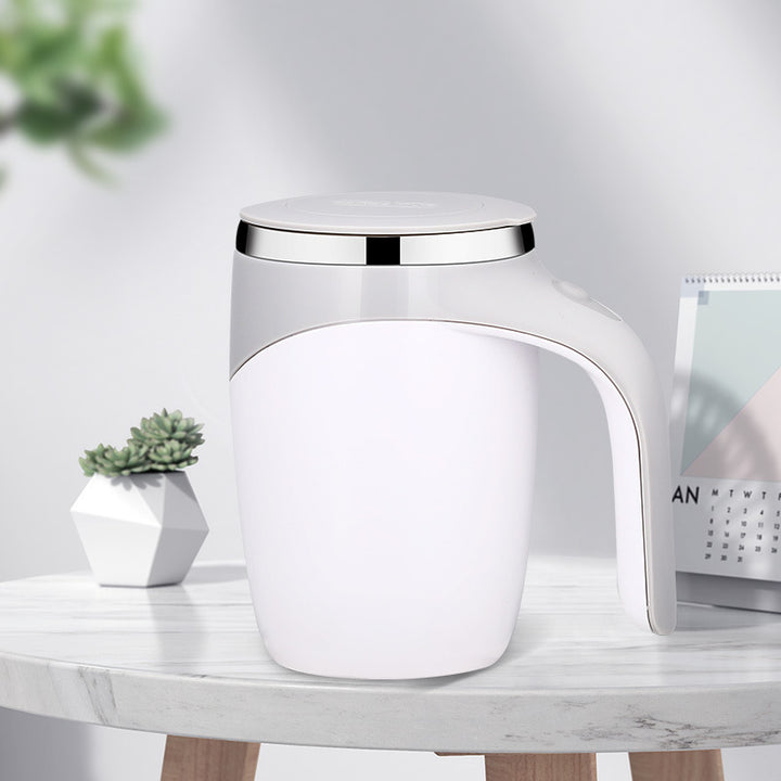 Self-stirring coffee tumbler